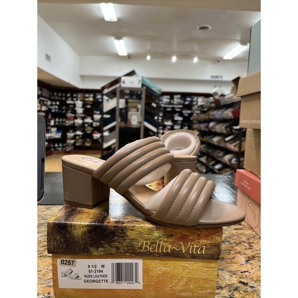 BELLA VITA Womens Georgette Nude Block Heel Slip On Leather Padded Size 9.5M - Picture 1 of 6